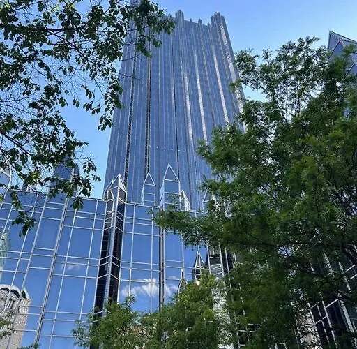 Apartment Sweeping Stadium Views Location Views Fast Wifi 24-7 Gym Lounge Roku Pittsburgh